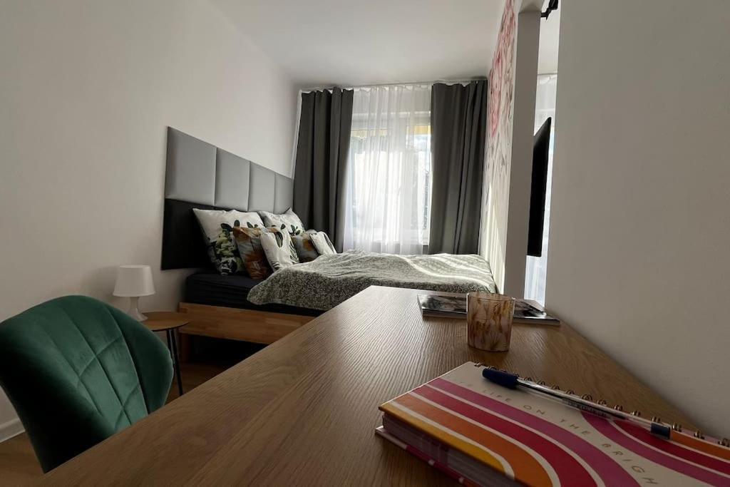 Gajowa Apartament Chorzow Bagian luar foto