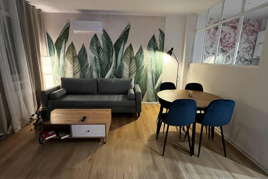 Gajowa Apartament Chorzow Bagian luar foto